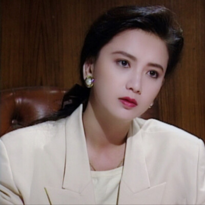 两人是在艺术家培训班认识的,他们是令人羡慕的一对.