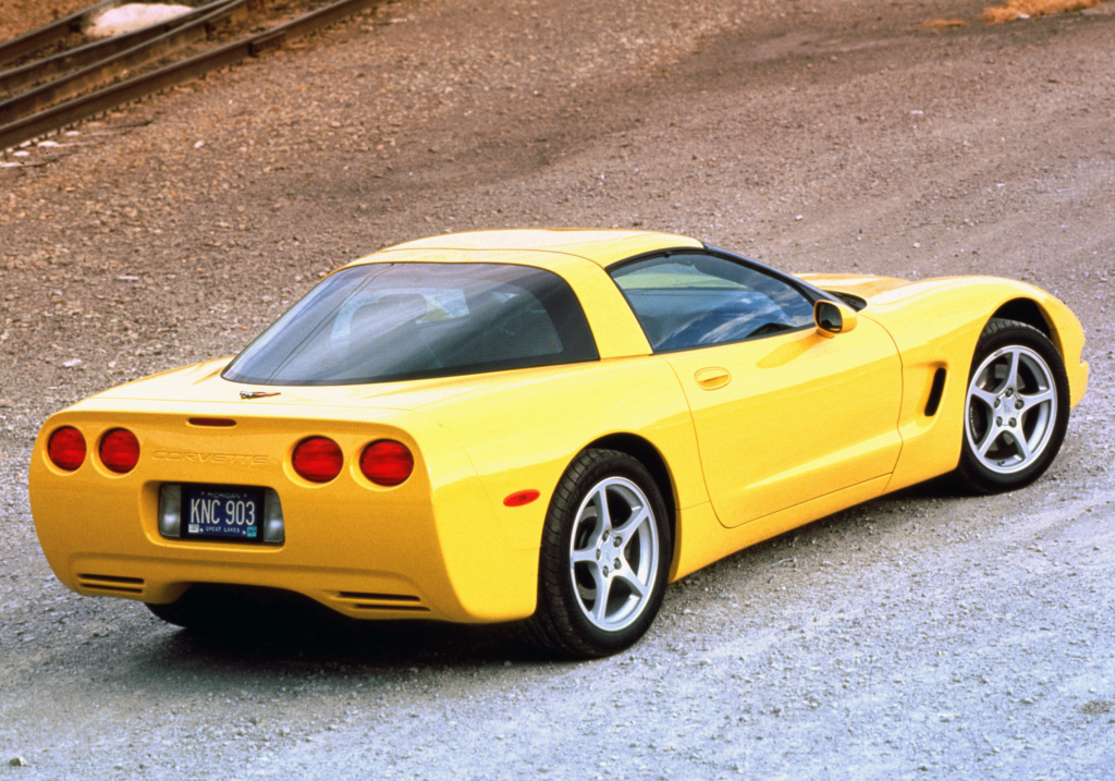 末代跳灯原来是它经典的克尔维特c5欣赏