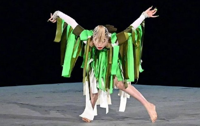 日本高官闭幕式致辞,飞蛾扑到五环上!网友调侃:奥运出幺蛾子休闲区蓝鸢梦想 - Www.slyday.coM 日本高官闭幕式致辞,飞蛾扑到五环上!网友调侃:奥运出幺蛾子休闲区蓝鸢梦想 - Www.slyday.coM