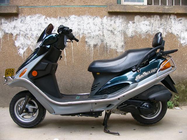 网上两千多的踏板摩托车能不能买零件正不正规今天为你解答