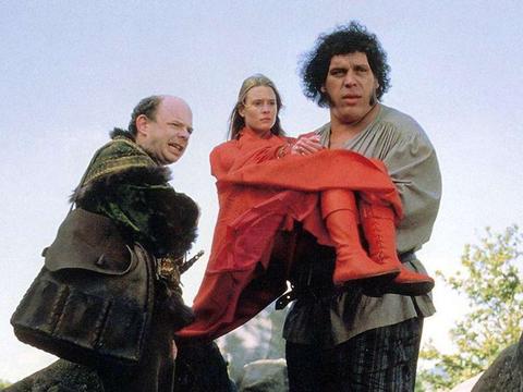 巨星传奇招股书披露银行账户部分资金两次被冻结