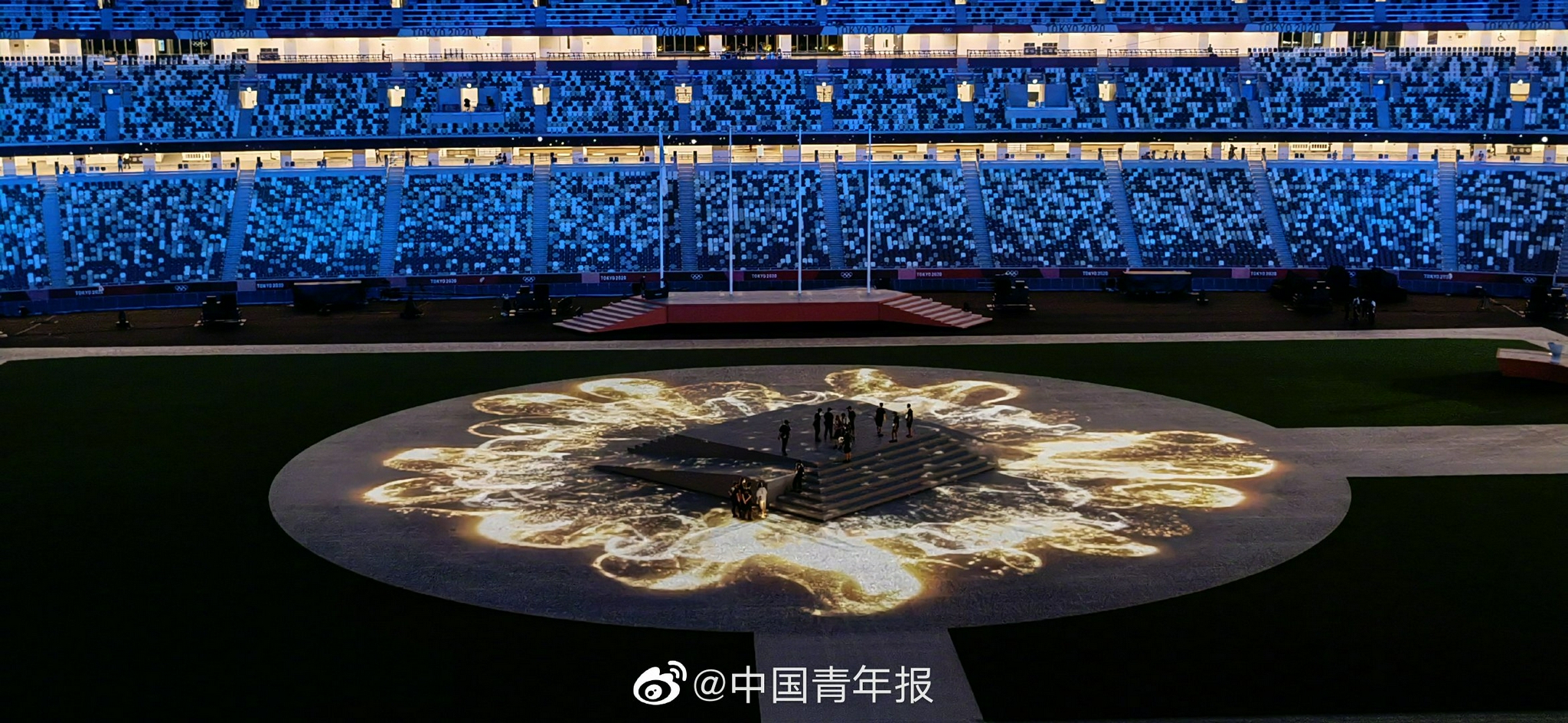 闭幕式即将开始 东京奥运会圣火今晚熄灭休闲区蓝鸢梦想 - Www.slyday.coM