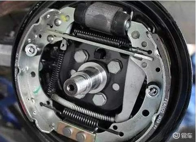 id4crozz用鼓刹就是简配你可能把这事想简单了