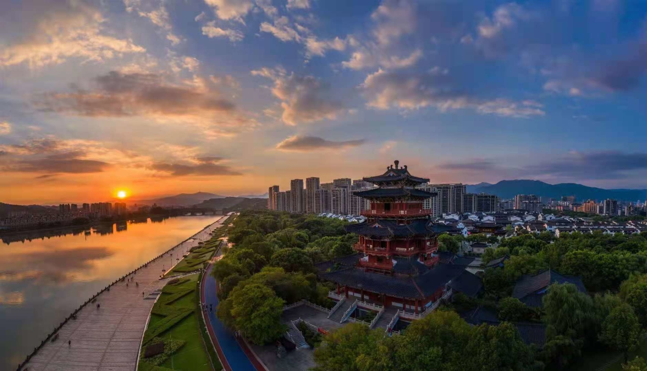 浙报头版关注丨勾勒共同富裕美好社会山区样板 丽水全力打造新增长极