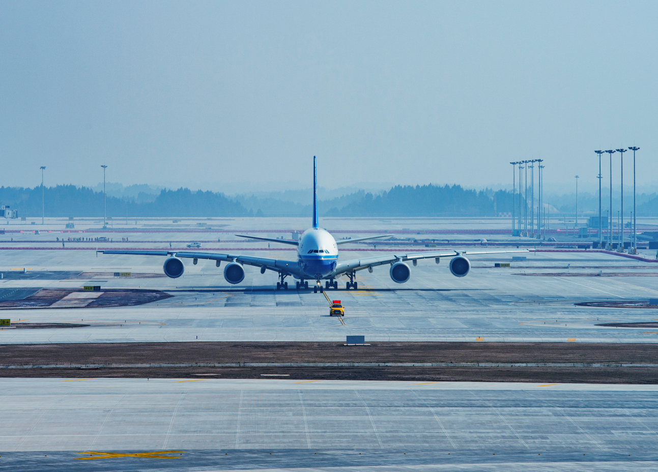 正文  "天府国际机场即将投运,这将为简阳插上腾飞的翅膀,这也是简阳