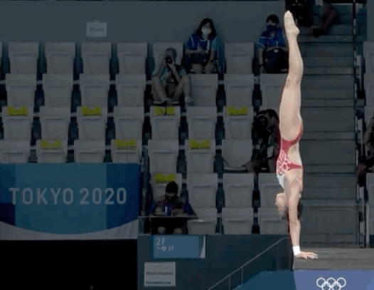 全红婵一跳成名，家中却惨遭网红围堵直播，大衣哥的悲剧不该重演休闲区蓝鸢梦想 - Www.slyday.coM