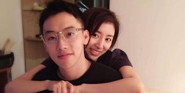 2019年,周捷为邹凯产下一子,取小名叫"橙子".