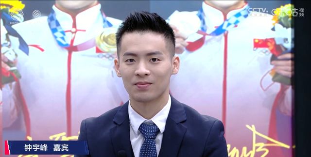 值得一提的是,神通广大的网友朋友们还挖掘出了不少宝藏解说,甚至向