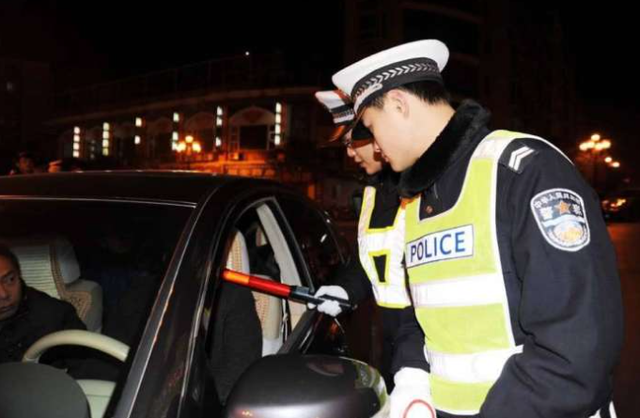 日本人为啥不敢酒驾?处罚方式让人接受不了,车主:看完你也不敢休闲区蓝鸢梦想 - Www.slyday.coM 日本人为啥不敢酒驾?处罚方式让人接受不了,车主:看完你也不敢休闲区蓝鸢梦想 - Www.slyday.coM