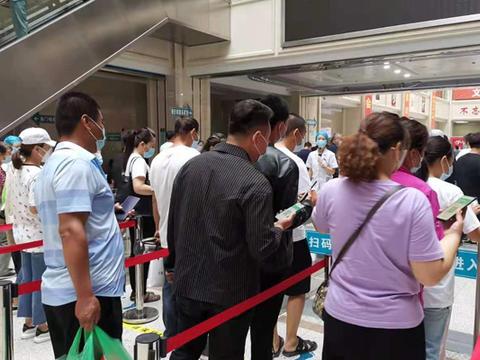 无病女生被兴安医院做“虚假手术” 中途被要求