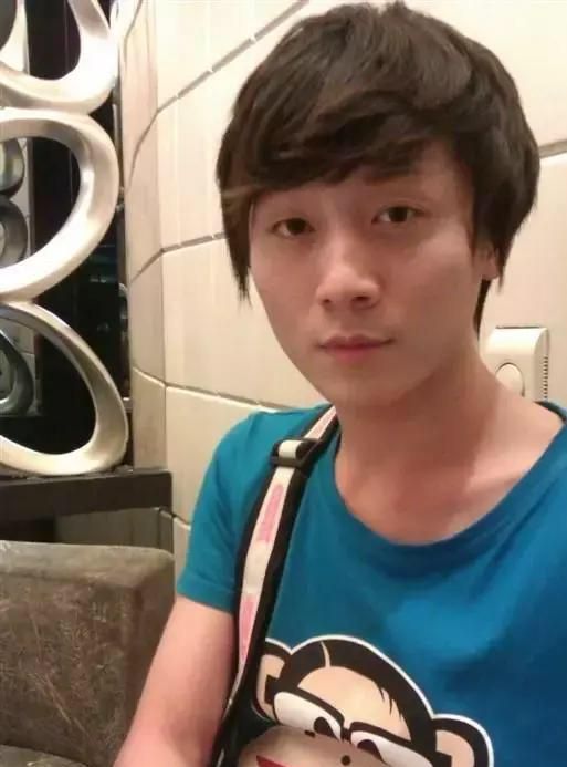 然而打工一年,张大仙还是没有放弃真正所追求的,毅然