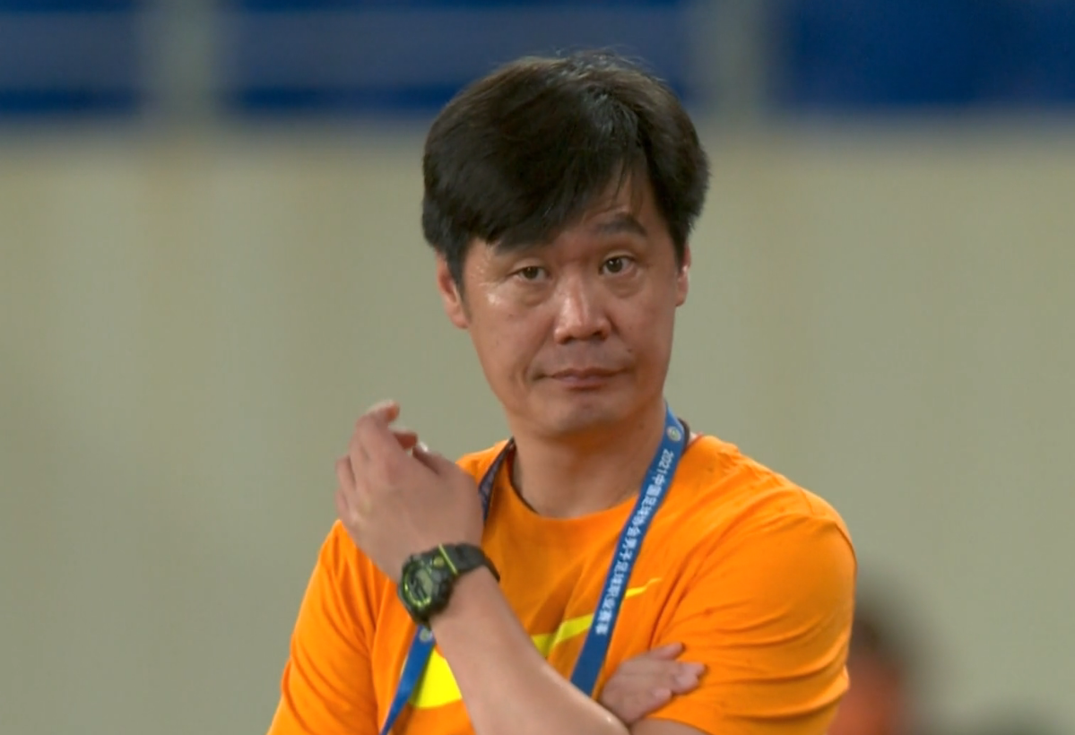 只有情商没战术武汉队官博被爆球迷求李霄鹏下课