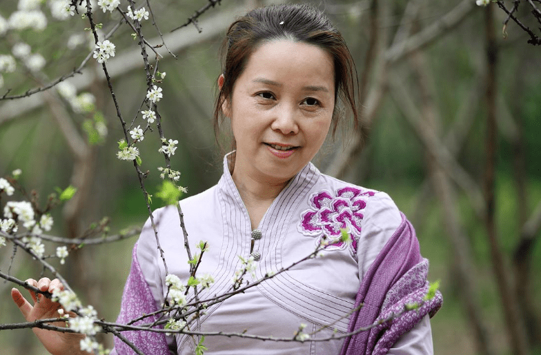 50岁大妈,深夜糖尿病入院,抢救后离世,医生惋惜:饭后忌1件事__财经