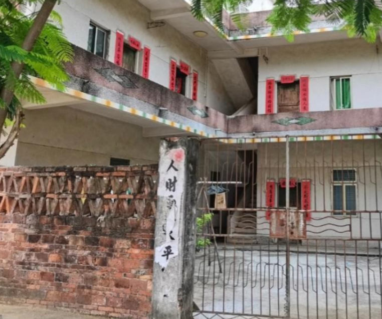 全红婵一跳成名，家中却惨遭网红围堵直播，大衣哥的悲剧不该重演休闲区蓝鸢梦想 - Www.slyday.coM