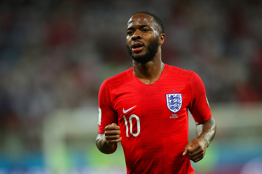 斯特林可以成为英格兰的神,同时也就成了捷克人眼中的恶魔