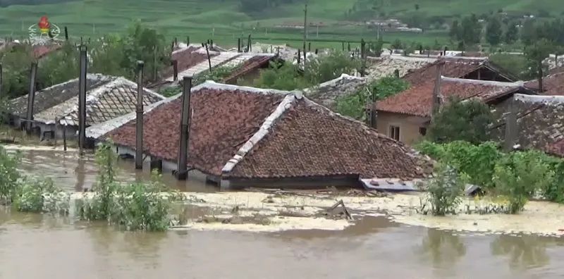 部分地区发生暴雨洪涝灾情 金正恩号令军队投入战斗