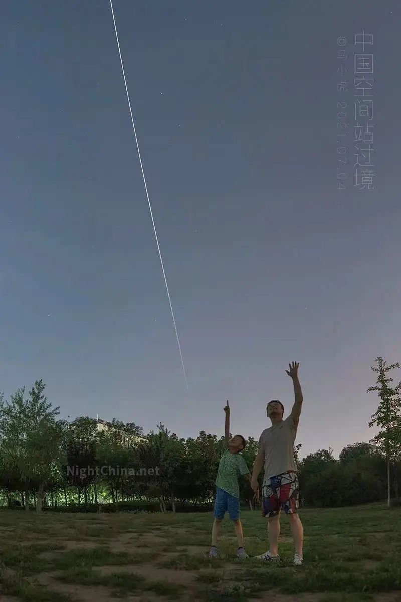 如何“看到”在太空出差的3名中国航天员？今天教你看到夜空中的空间站休闲区蓝鸢梦想 - Www.slyday.coM