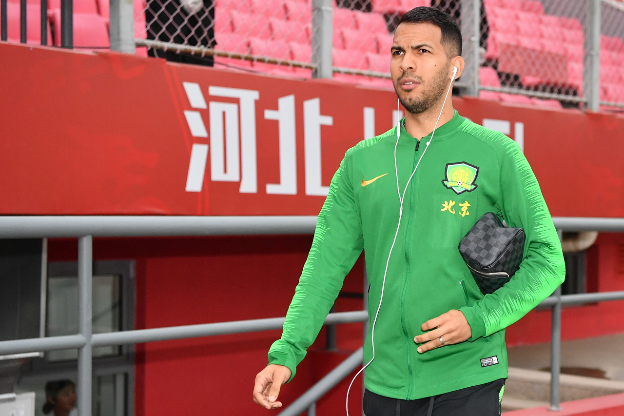 西媒:比埃拉康复期延长至4个月,复出后会代表国安出战足协杯