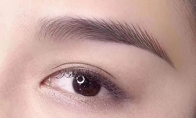 俗话说“眉毛一根长,胜过万担粮”,50岁后眉毛变长说明什么呢?休闲区蓝鸢梦想 - Www.slyday.coM 俗话说“眉毛一根长,胜过万担粮”,50岁后眉毛变长说明什么呢?休闲区蓝鸢梦想 - Www.slyday.coM