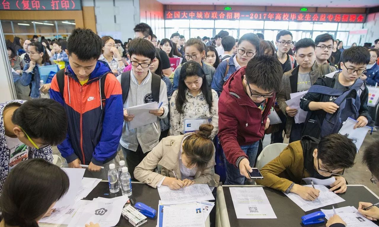 南京艺术学院大三生存指南：从迷茫到蜕变的成长密码