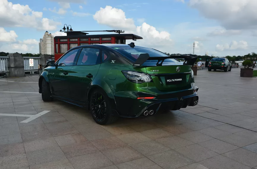 赛道猛兽 极致性能大玩具 道路试驾上汽名爵mg6 xpower