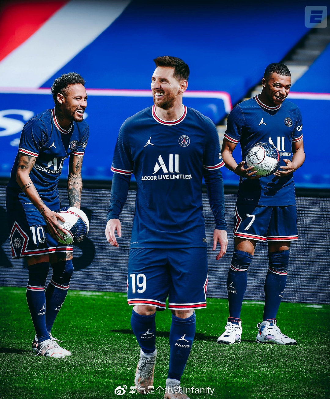 大巴黎会在今天官宣梅西吗?有记者确定!并称各媒体已受邀报道!