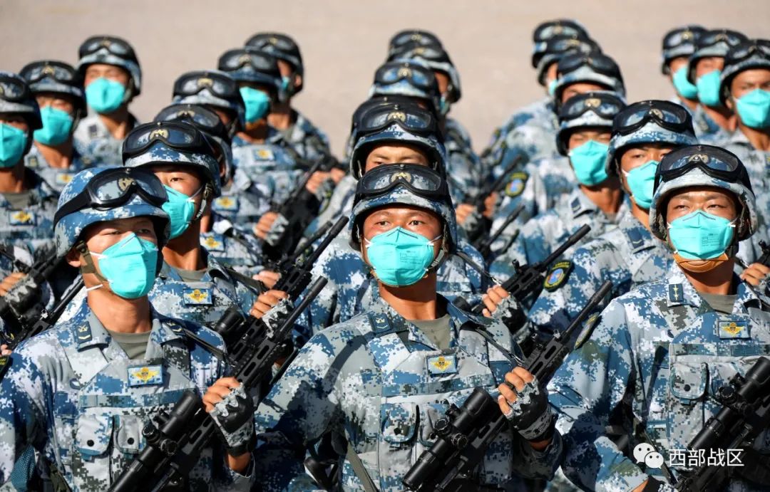 治愈强迫症解放军9个地面方阵亮相