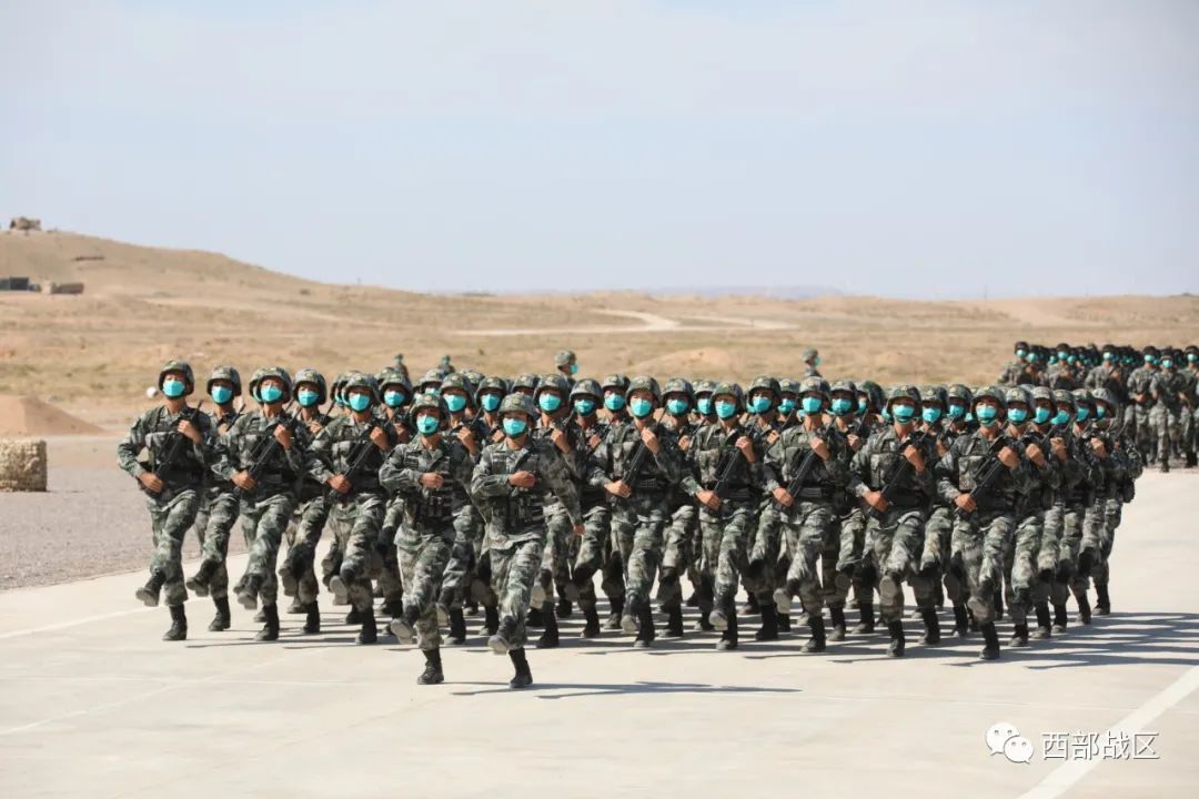 治愈强迫症解放军9个地面方阵亮相