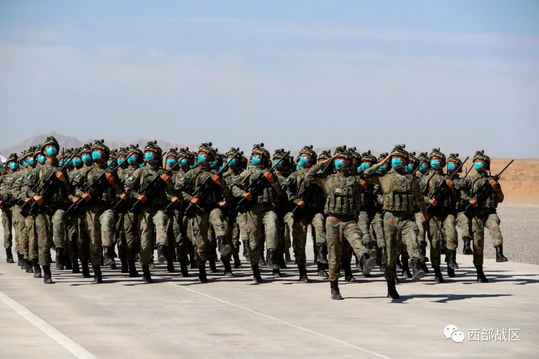 治愈强迫症解放军9个地面方阵亮相