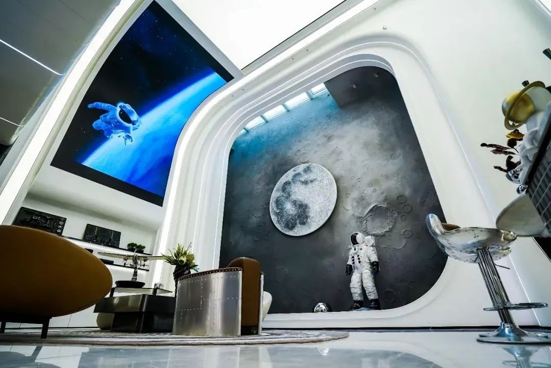 叠墅实楼样板间,契合时代航天主题,打造了北京首个裸眼3d太空主题样板