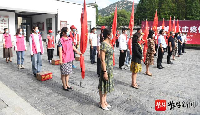 连云港海州：6000余名“志愿红”为守护家园贡献“青春力量”休闲区蓝鸢梦想 - Www.slyday.coM