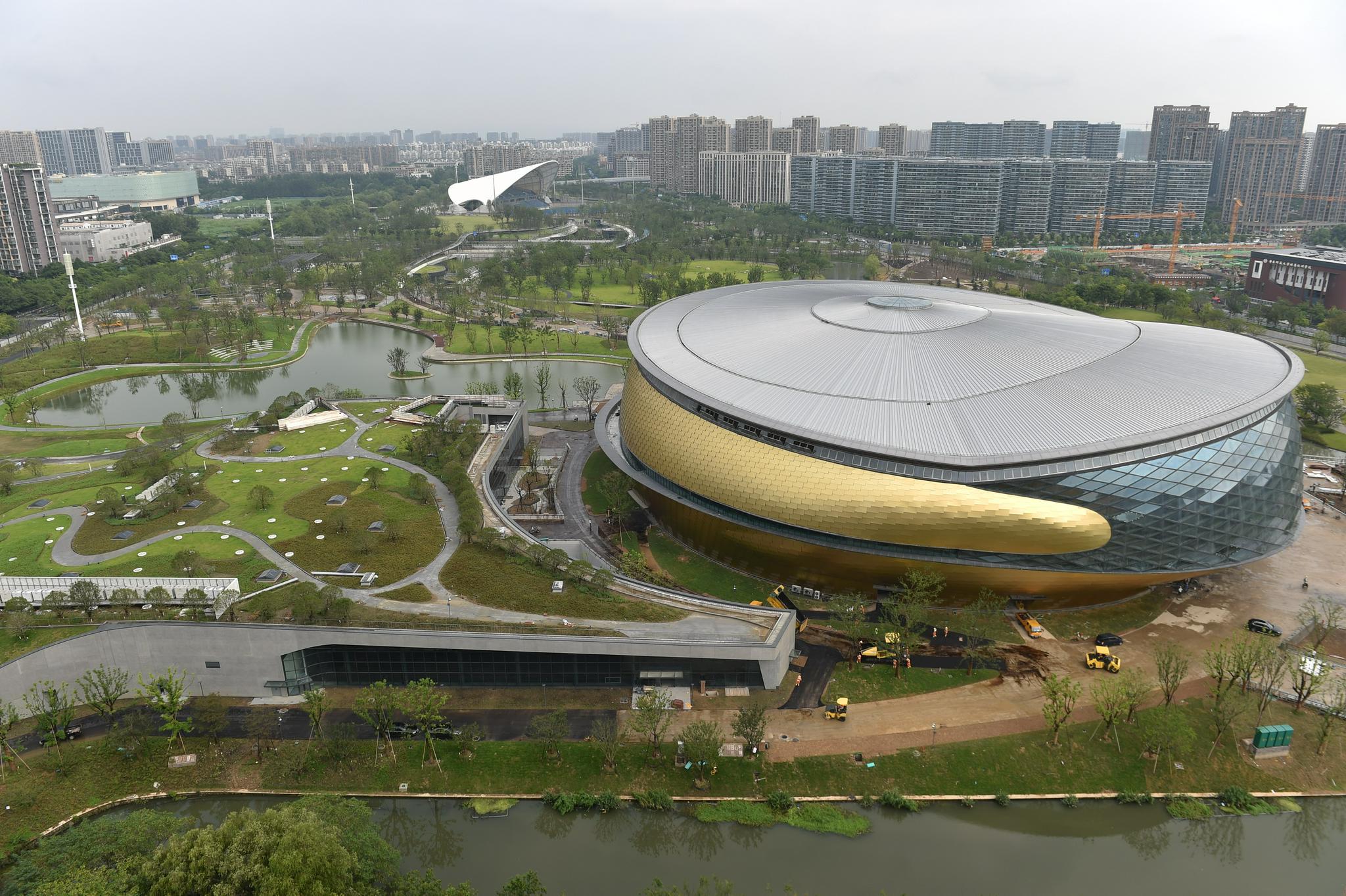 2022杭州亚运会场馆杭州奥体中心索乐图光导管项目完美竣工 - 土木在线