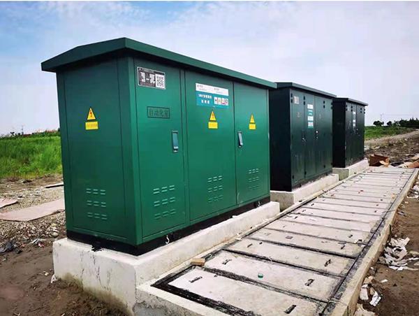 "城市插座"用户地块红线外的环网柜.受访者供图