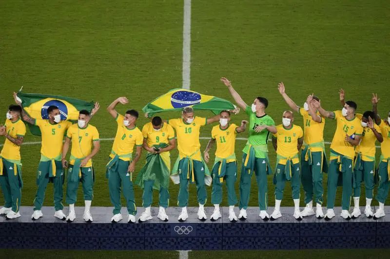 巴西队那事，匹克最新回应。