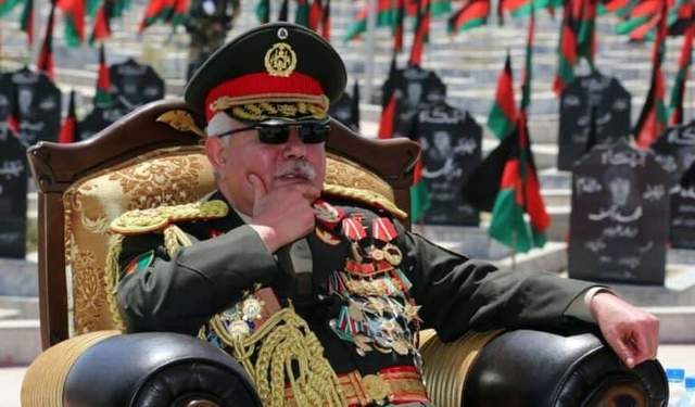 豪华元帅府被攻破,军礼服成战利品|土耳其|杜斯塔姆|元帅_新浪新闻