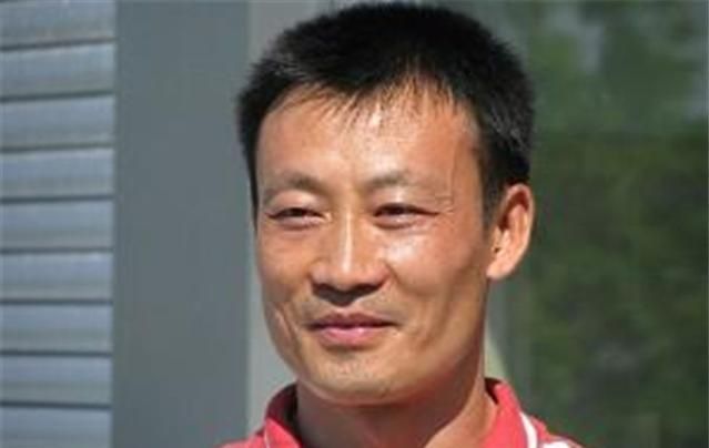 体操冠军李东华三次重伤为爱出国当5年苦工29岁为瑞士夺冠