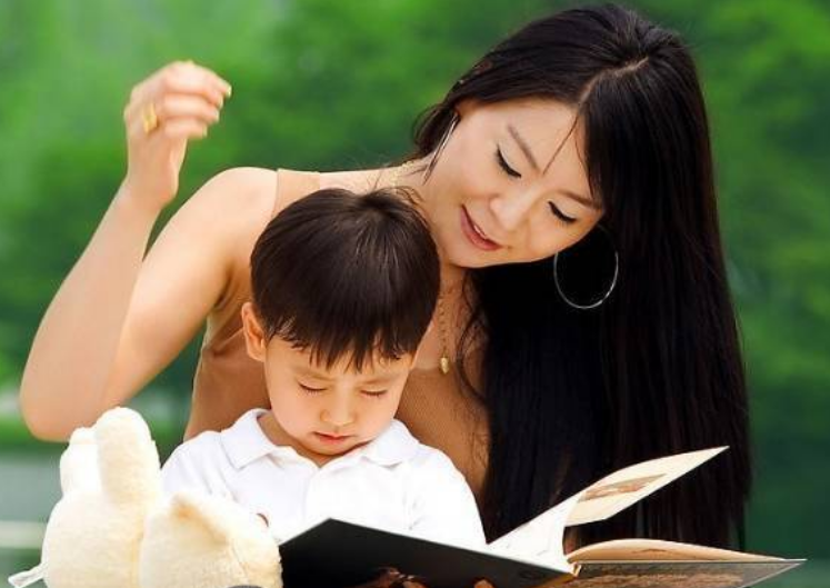 出生6个月住在外卖箱里,陪爸爸送餐的萌娃长大了,笑容依然治愈休闲区蓝鸢梦想 - Www.slyday.coM 出生6个月住在外卖箱里,陪爸爸送餐的萌娃长大了,笑容依然治愈休闲区蓝鸢梦想 - Www.slyday.coM