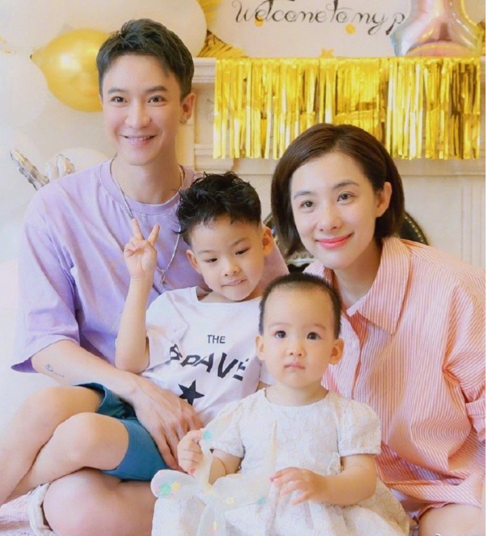 奥运冠军刘璇罕晒子女近照!女儿大眼睛留寸头,6岁儿子卷发有型