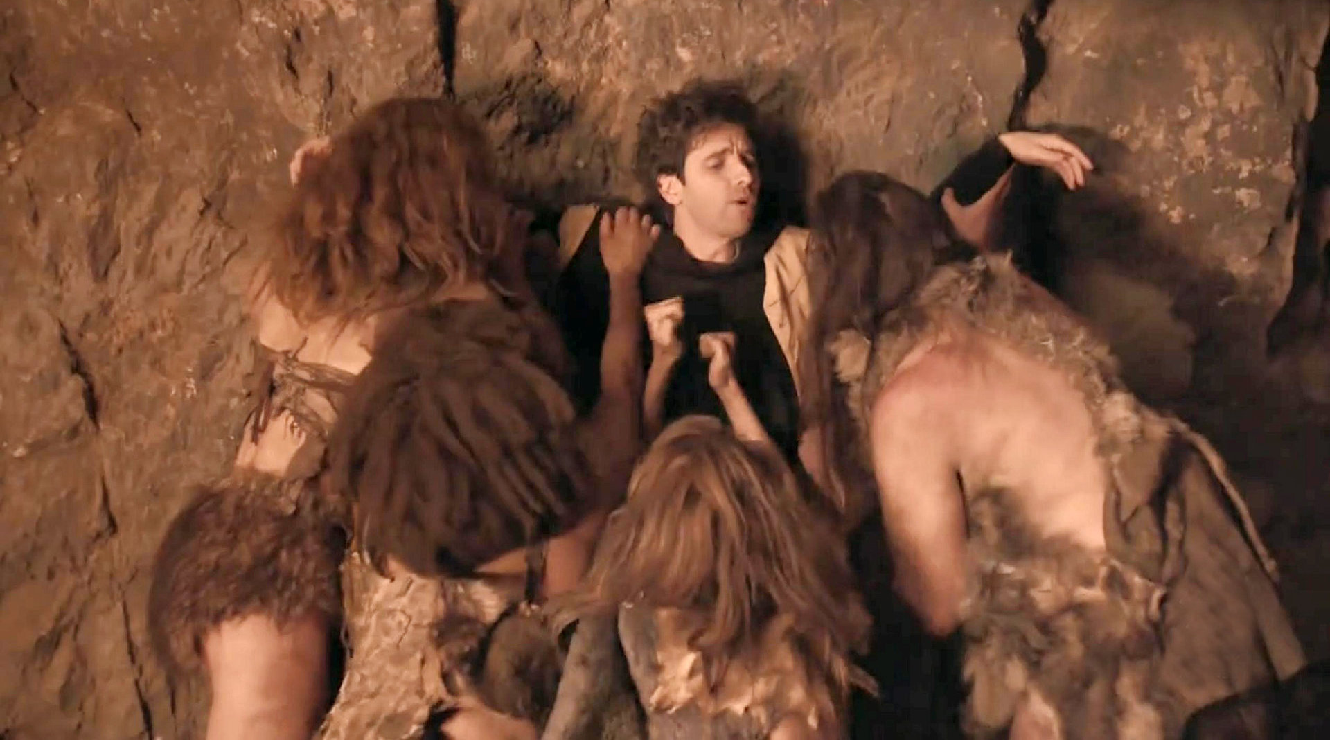 穿越烟壶part2兄妹二人穿越到原始社会