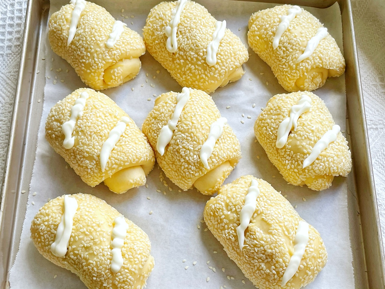 沙拉肉松面包自己在家就能做口感细腻绵密松软美味