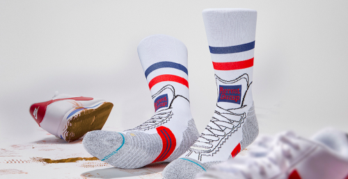 STANCE全新发布《阿甘正传》合作运动功能跑步袜,再现传奇经典休闲区蓝鸢梦想 - Www.slyday.coM STANCE全新发布《阿甘正传》合作运动功能跑步袜,再现传奇经典休闲区蓝鸢梦想 - Www.slyday.coM