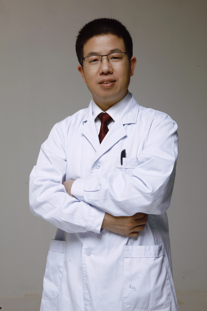 这位口腔外科暖男,让患者看病感到了暖暖幸福感