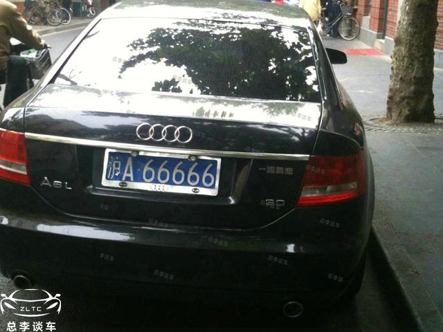 首先上场的是沪a66666,这个牌照在一汽奥迪a6l(配置|询价)3.