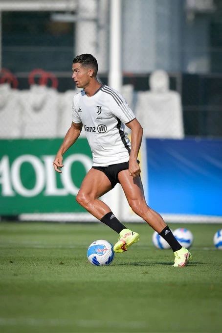 c罗最新训练图集