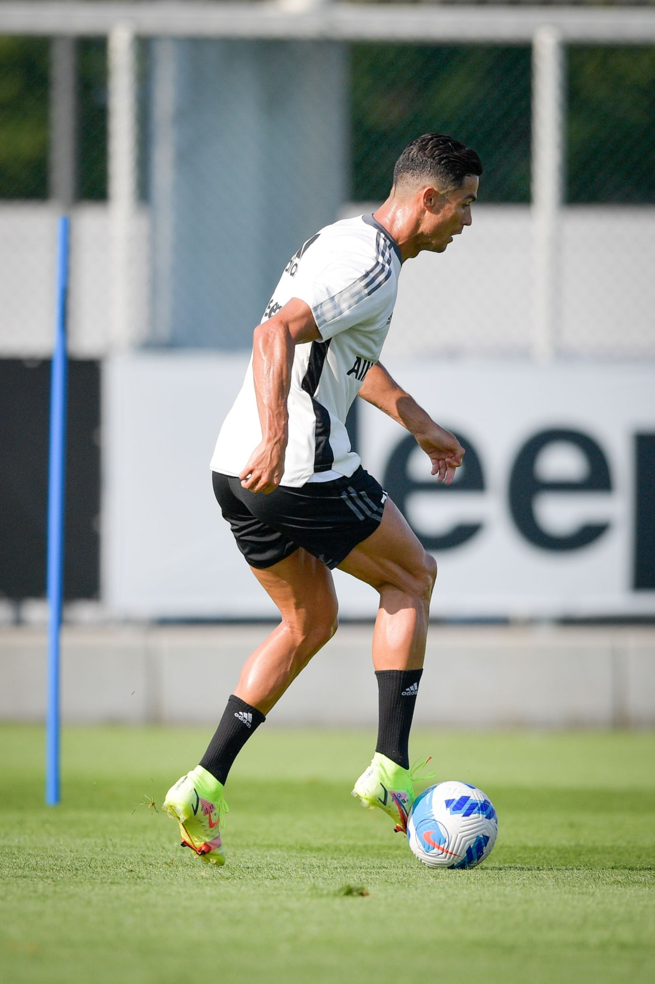 c罗最新训练图集