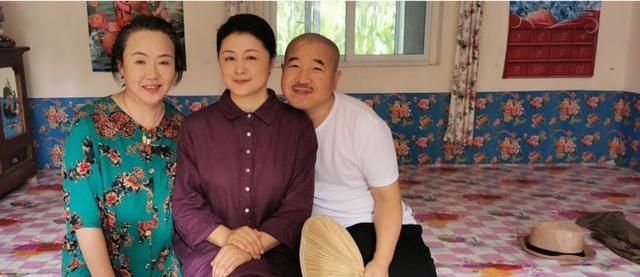 于月仙曾透露谢大脚名字的由来:故意穿双大码鞋,并在鞋里塞棉花休闲区蓝鸢梦想 - Www.slyday.coM 于月仙曾透露谢大脚名字的由来:故意穿双大码鞋,并在鞋里塞棉花休闲区蓝鸢梦想 - Www.slyday.coM