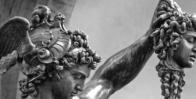 此外,关于这个流星雨还有一个美丽的传说,在希腊神话中,英雄珀尔修斯