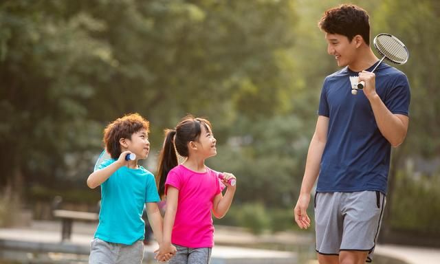 新东方转型培训父母：把培训父母当成生意,其实是甩锅原生家庭休闲区蓝鸢梦想 - Www.slyday.coM