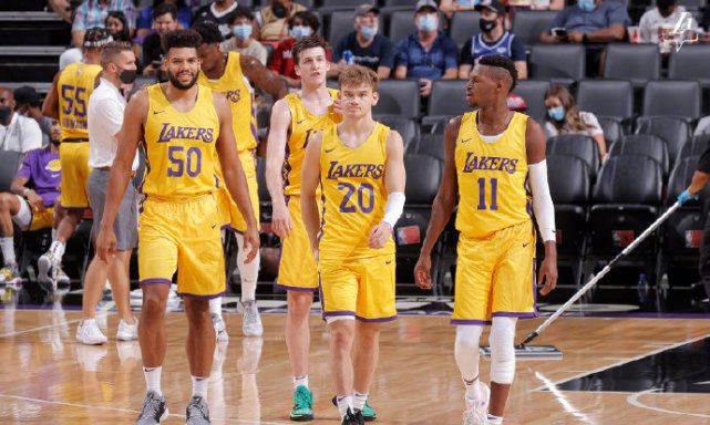 NBA夏季联赛：尼克斯vs湖人 卡考克PK奎克利 附直播录像回放休闲区蓝鸢梦想 - Www.slyday.coM