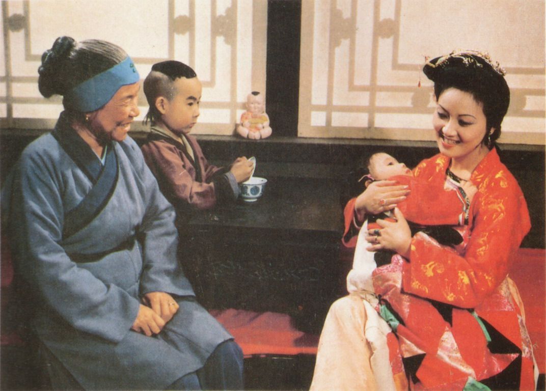 刘姥姥才是红楼梦大结局的关键人物，“母蝗虫”三字别有深意休闲区蓝鸢梦想 - Www.slyday.coM